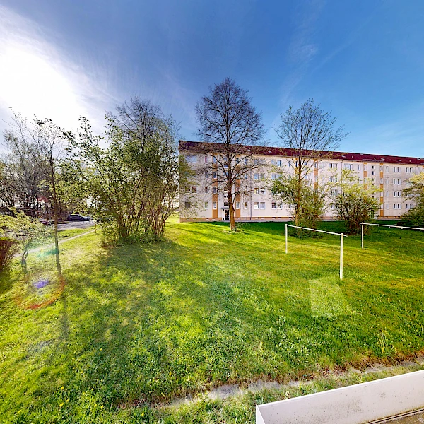 Nachmieter ab Oktober 2025 gesucht! Modern sanierte 2-Raum-Wohnung im EG in grüner Stadtrandlage