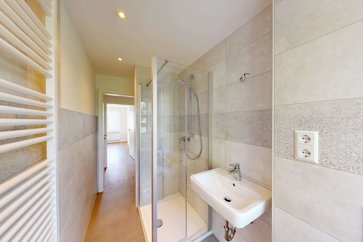 Wohnbeispiel Bad mit Dusche