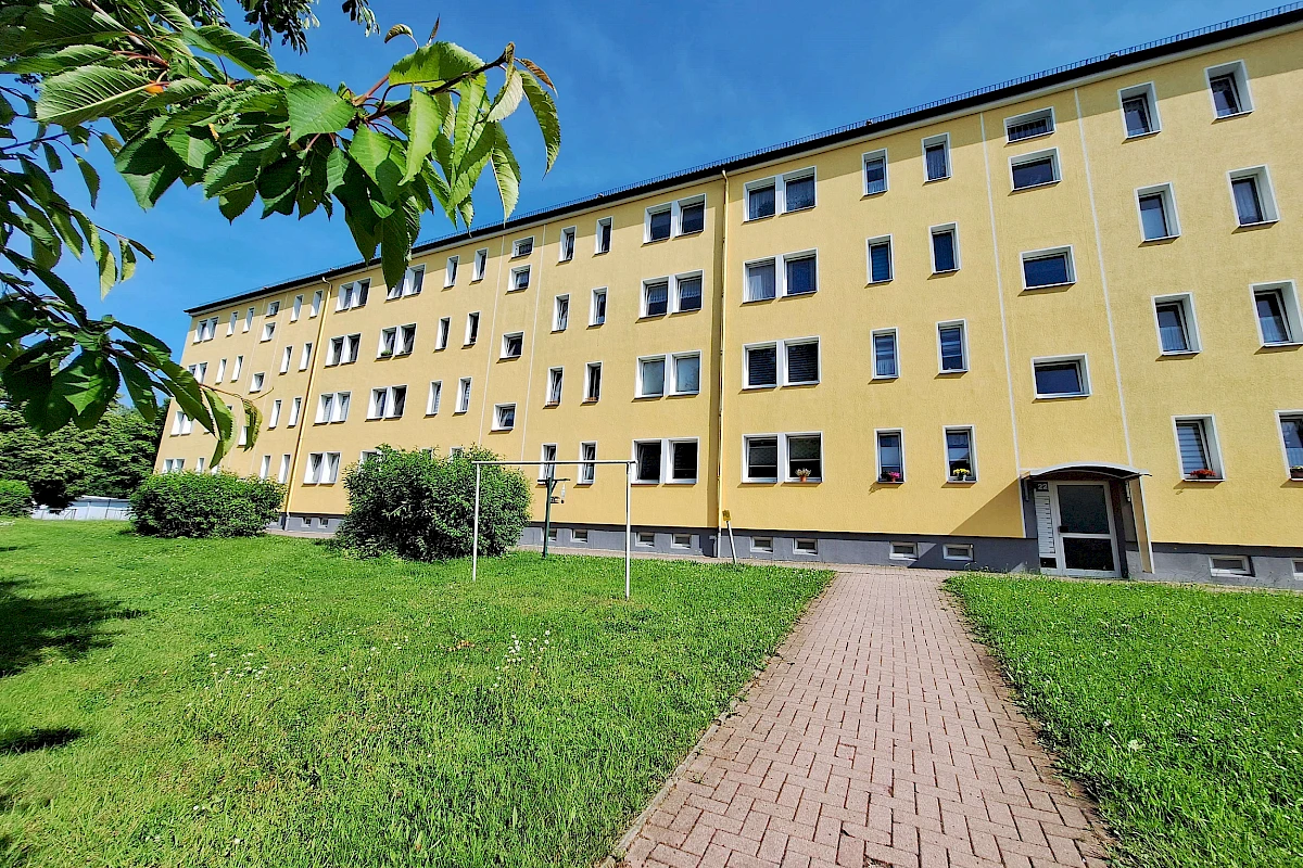 Vorderansicht Gebäude