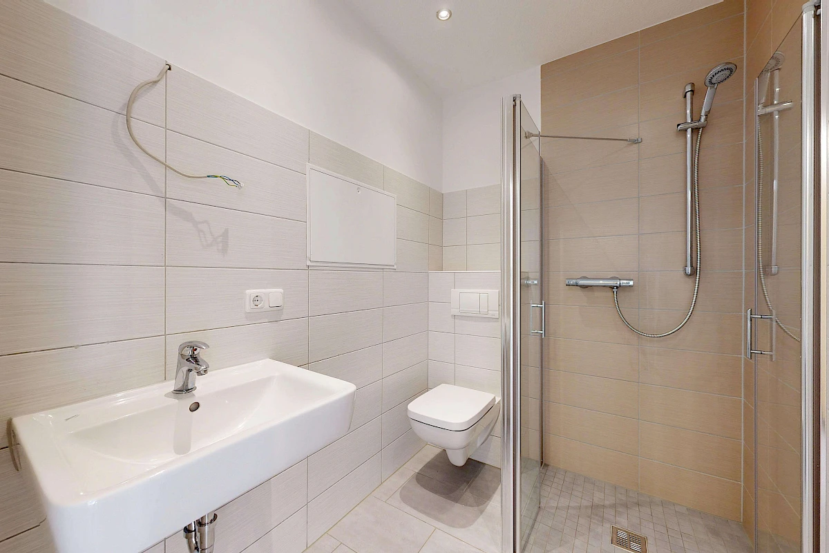 Wohnbeispiel Bad mit Dusche